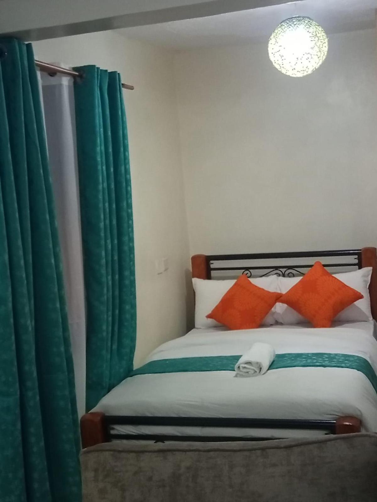 Unique, Modern Studio Apartment Kisumu Kültér fotó