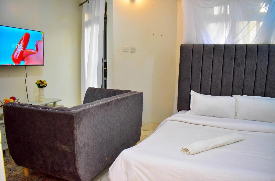 Unique, Modern Studio Apartment Kisumu Kültér fotó